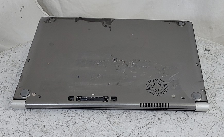 TOSHIBA PORTEGE Z30-B PT251U-03H010 Laptop Core I5-5300U 8GB 128GB SEE NOTES