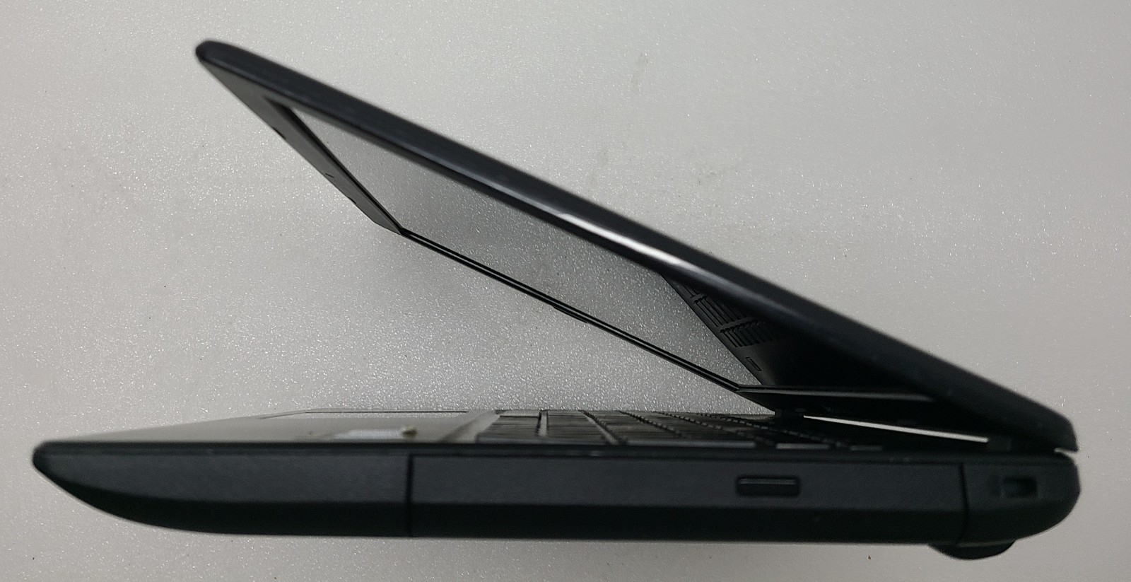ASUS D550MA-DS01 15″ Laptop Intel NO Ram/HD/OS No Power (FL)