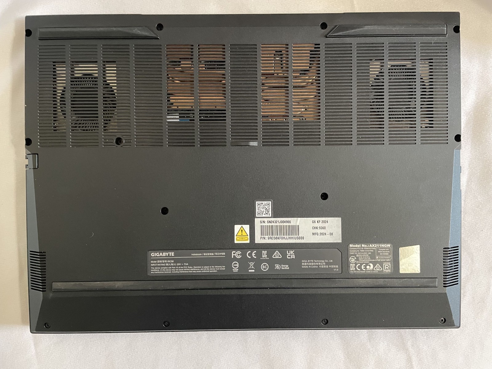 Gigabyte G6 KF WUXGA 165hz (Intel i7-13620H RTX 4060 8GB 32GB/1TB) Gaming Laptop