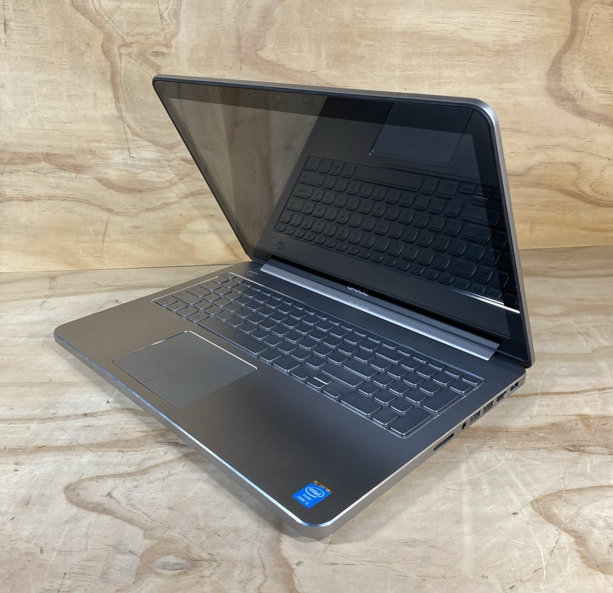 Dell Inspiron 15 7000 SERIES 7537 CORE i5-4200U @ 1.60GHz 500GB HDD 6GB RAM READ