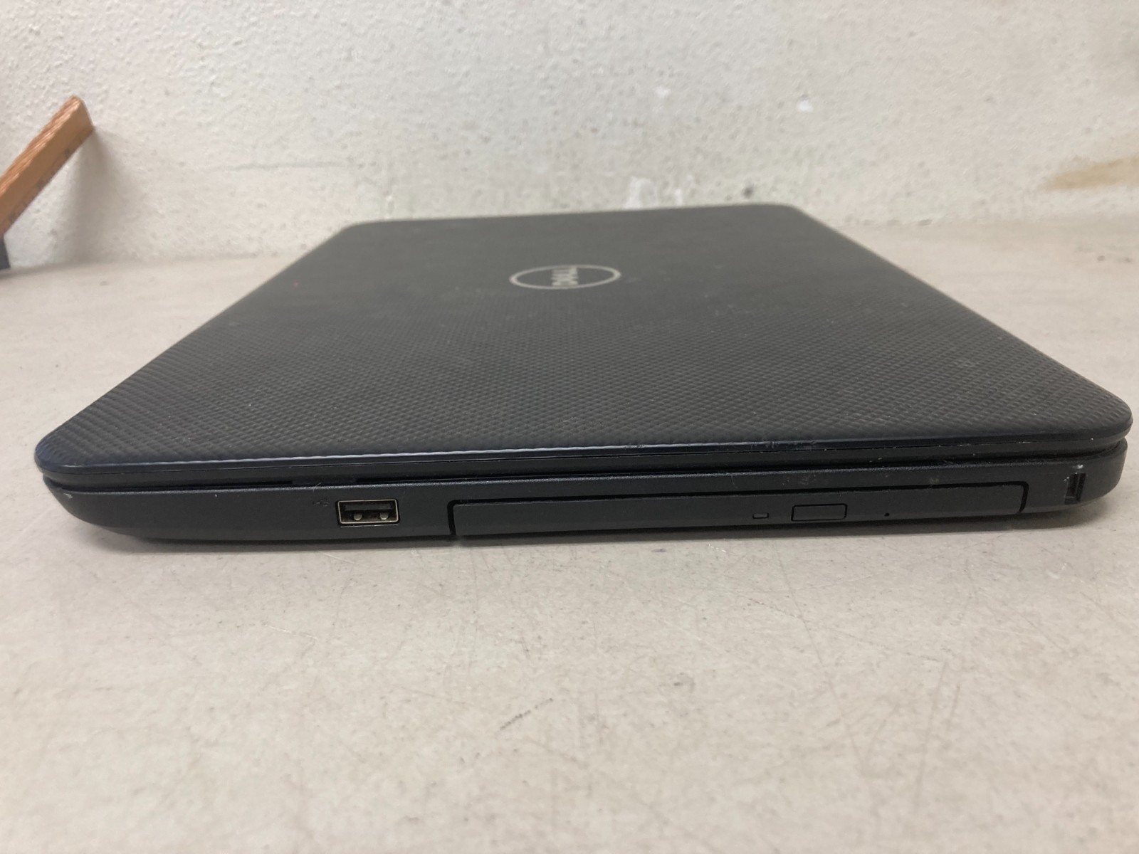 Dell Inspiron 15 Laptop Intel Celeron 321GB HDD 3.8GB RAM Linux Mint OS