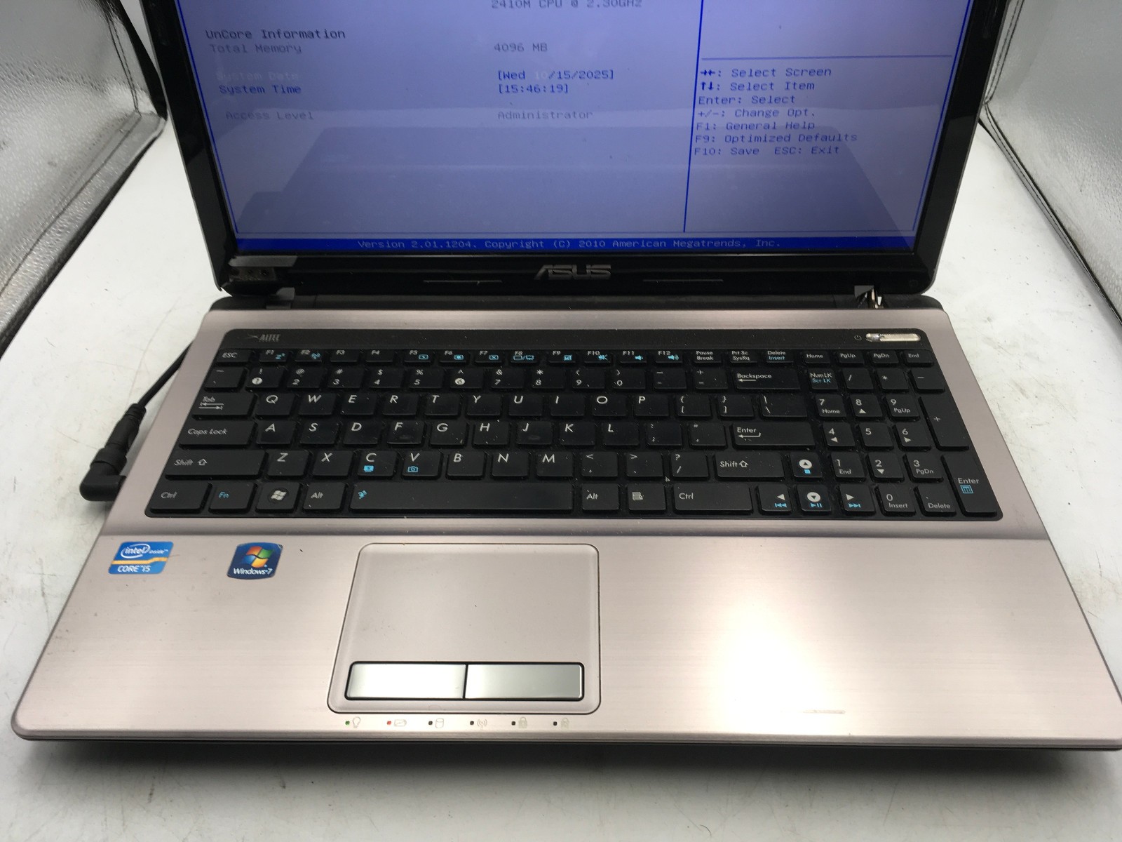 ASUS A53E – BOOTS TO BIOS – INTEL CORE I5 2410M – 4GB RAM – NO OS -READ DESC- BB