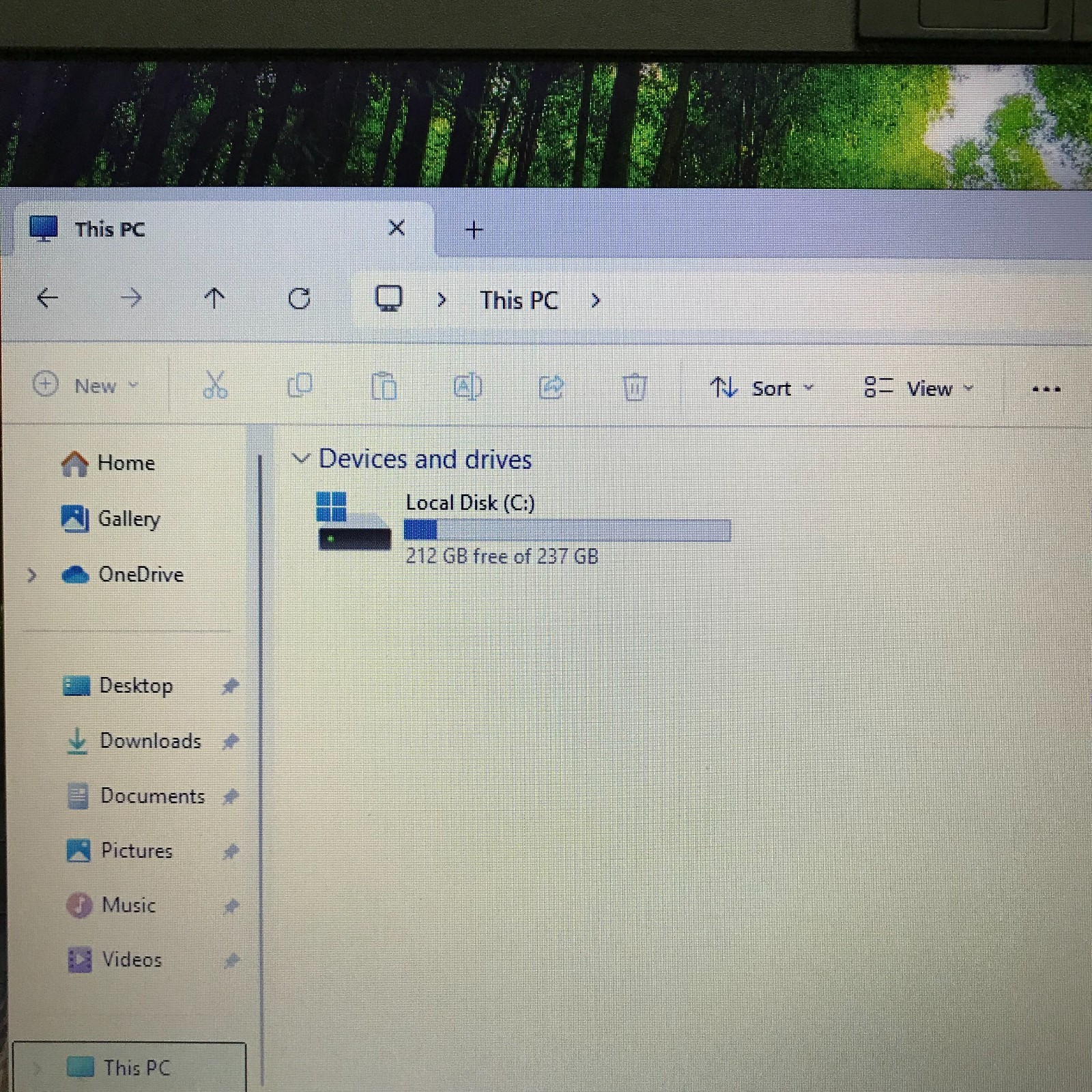 Dell Latitude 3520 15.6″ i5-1135G7 2.4GHz 8GB RAM 256GB SSD (Windows 11 Pro)