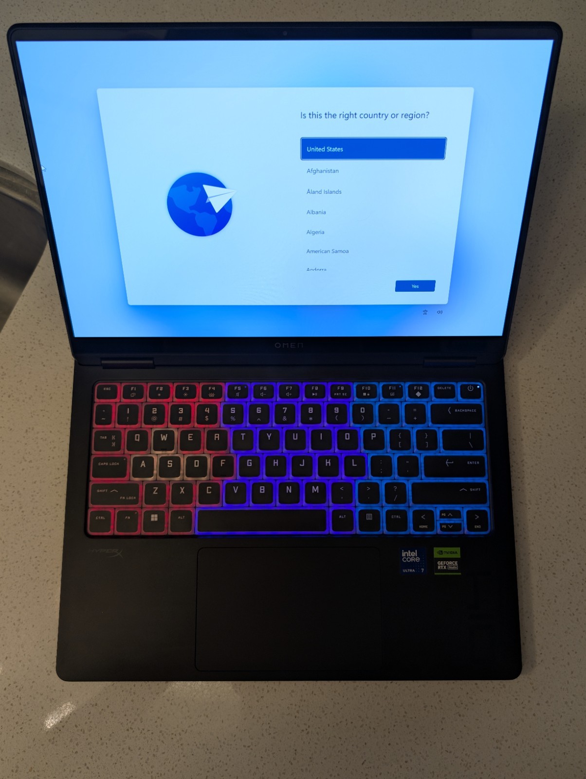 HP OMEN Transcend 14 Ultra 7 155H 16GB DDR5 1TB SSD RTX 4060 8GB – EXCELLENT