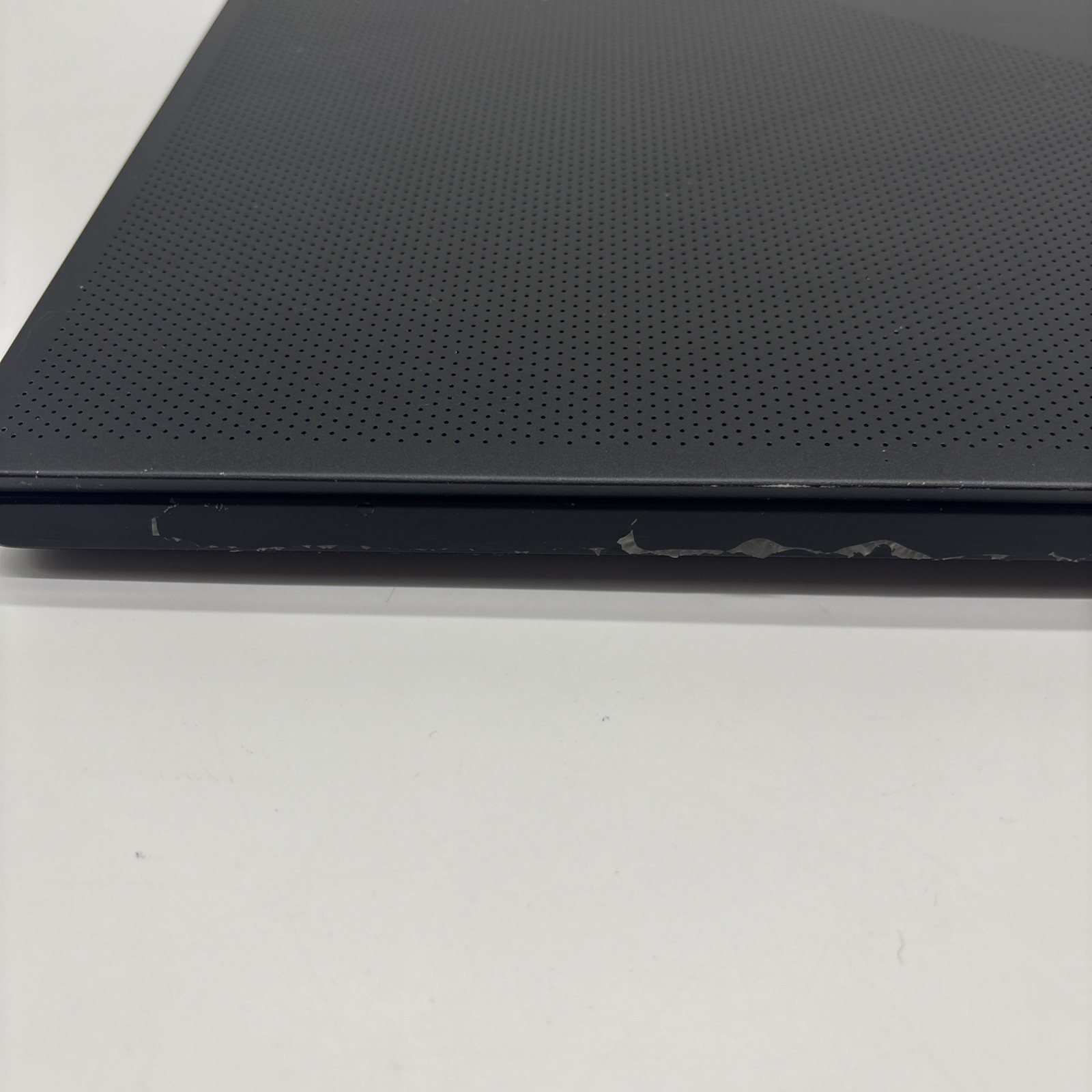 ASUS ROG Zephyrus M16 GU603H – 14” – Core i7-11800H 2.3GHz 16GB RAM 500GB SSD