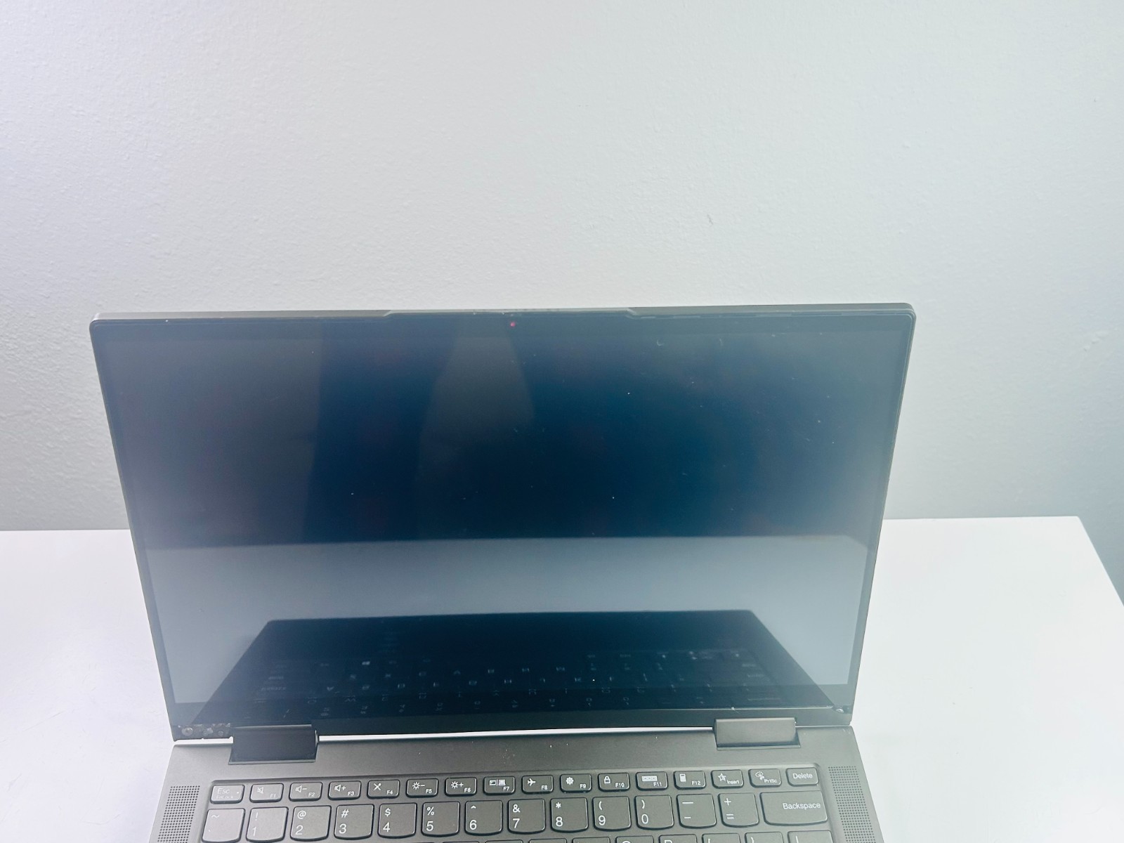 The Lenovo Yoga 7 14ITL5 (14-inch)11th Gen Intel Core i5-1135G7 processor, 12GB