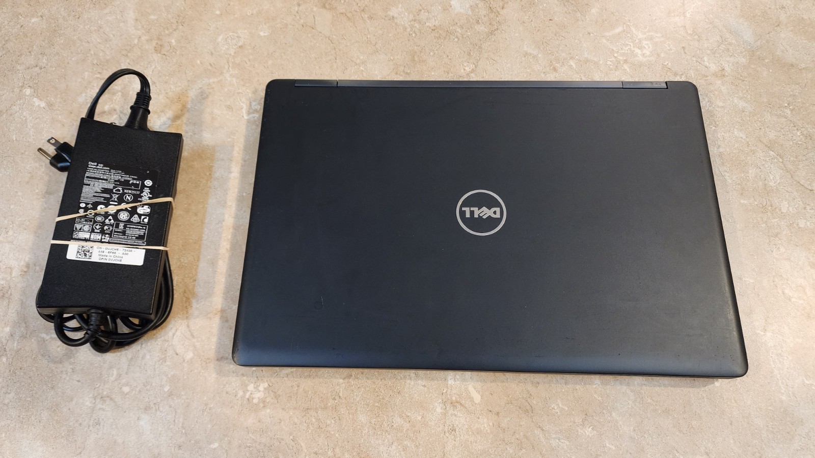Dell Precision 3520 15.6″ Quad-Core i7-6820HQ 16GB RAM 256GB SSD Quadro M620