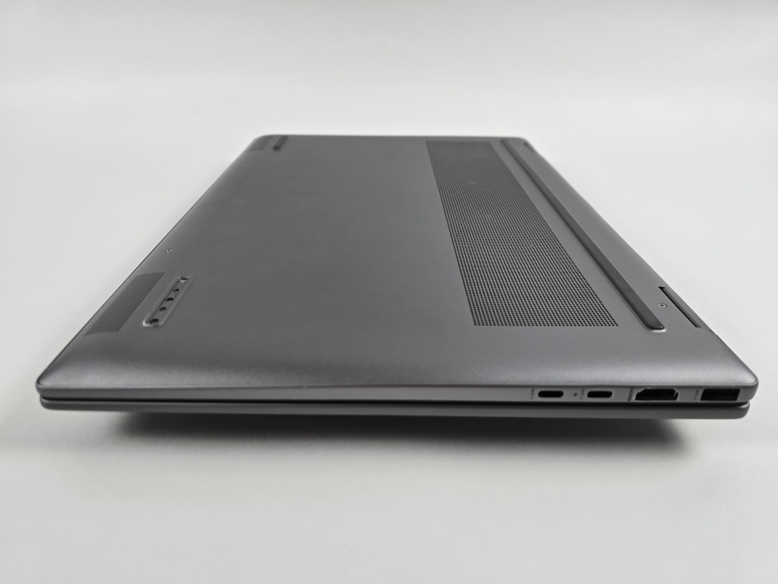 HP Envy x360 16″ WUXGA 2-in-1 Touch Ryzen 7 8840HS 16GB 1TB SSD – Used