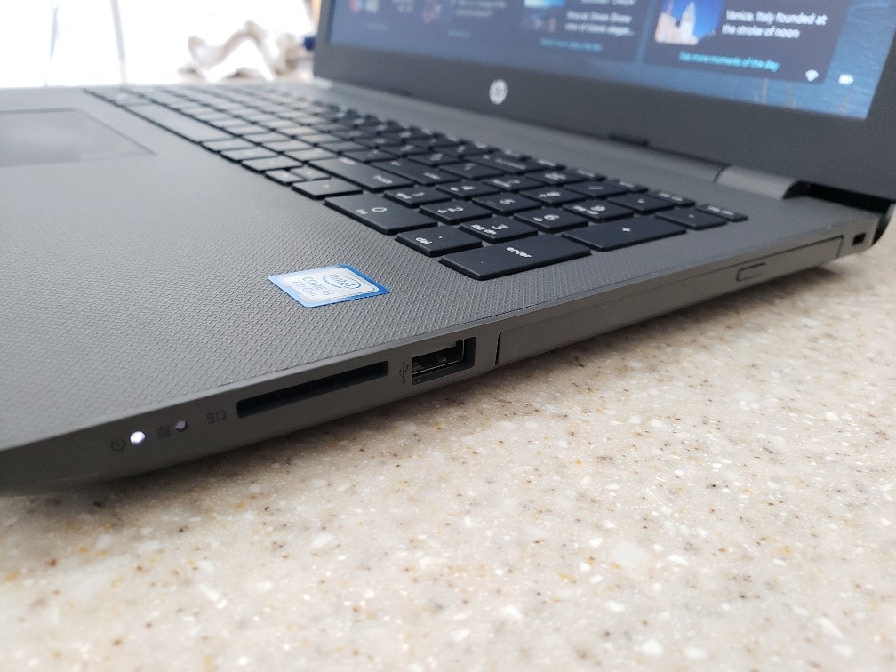 15.6″ HP 250 G6 INTEL CORE i5-7200U 500GB SSD 8GB RAM WIN 11 LAPTOP