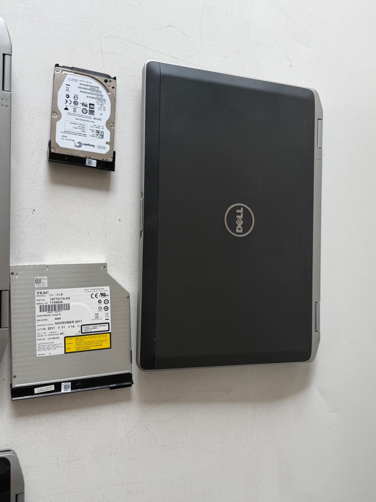 3x Dell Latitude E6420 i7 i5-2520M@2.50GHz Windows 320gb laptop computer intel