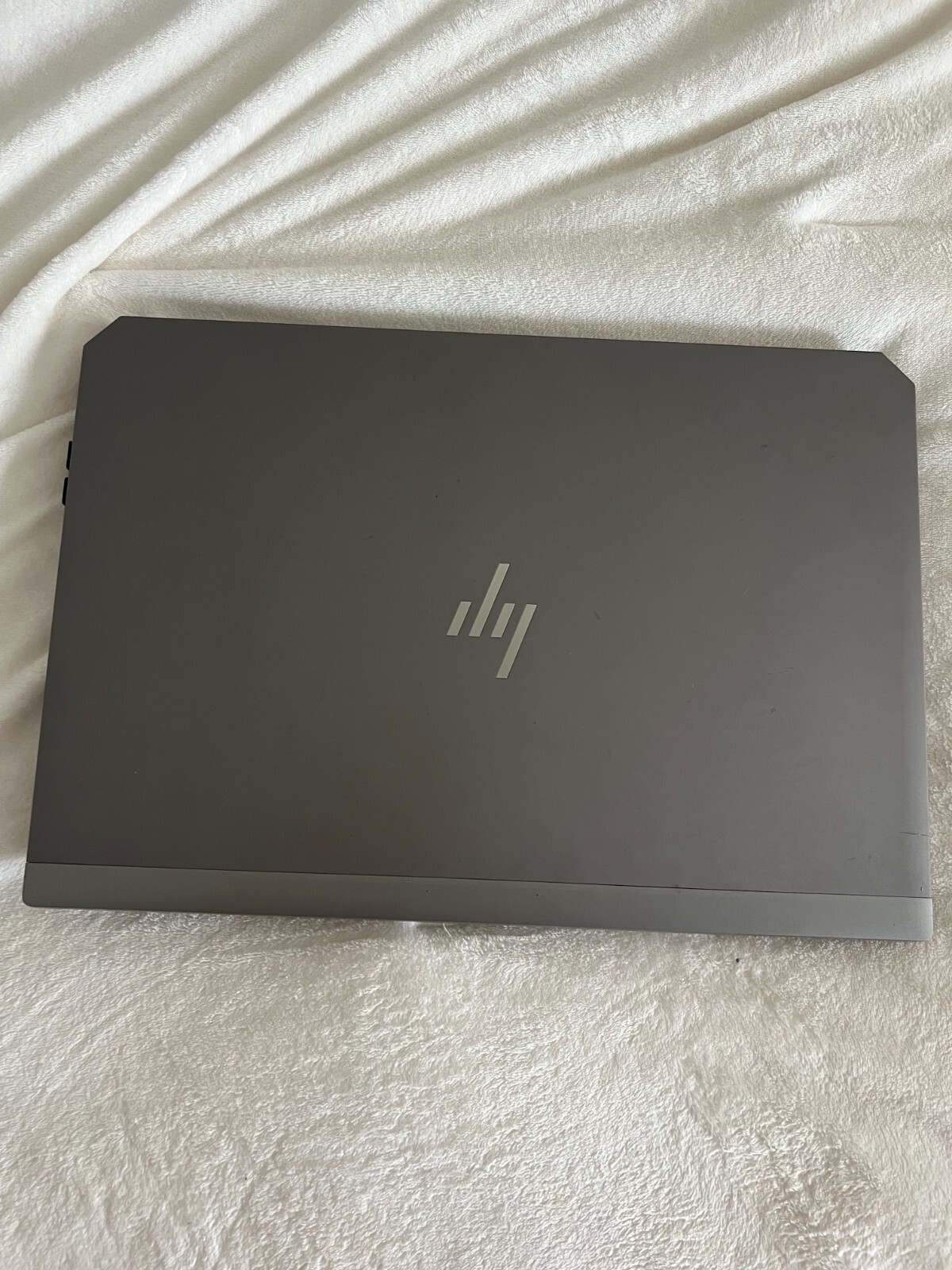 hp zbook 17 g6 i7-9850h