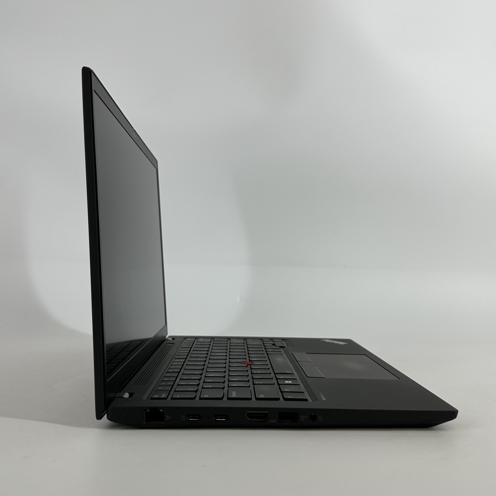 Lenovo ThinkPad T14 Gen 4 FHD+ Ryzen 7 PRO 7840U 32GB 512GB BAD LEFT USB-C PORT