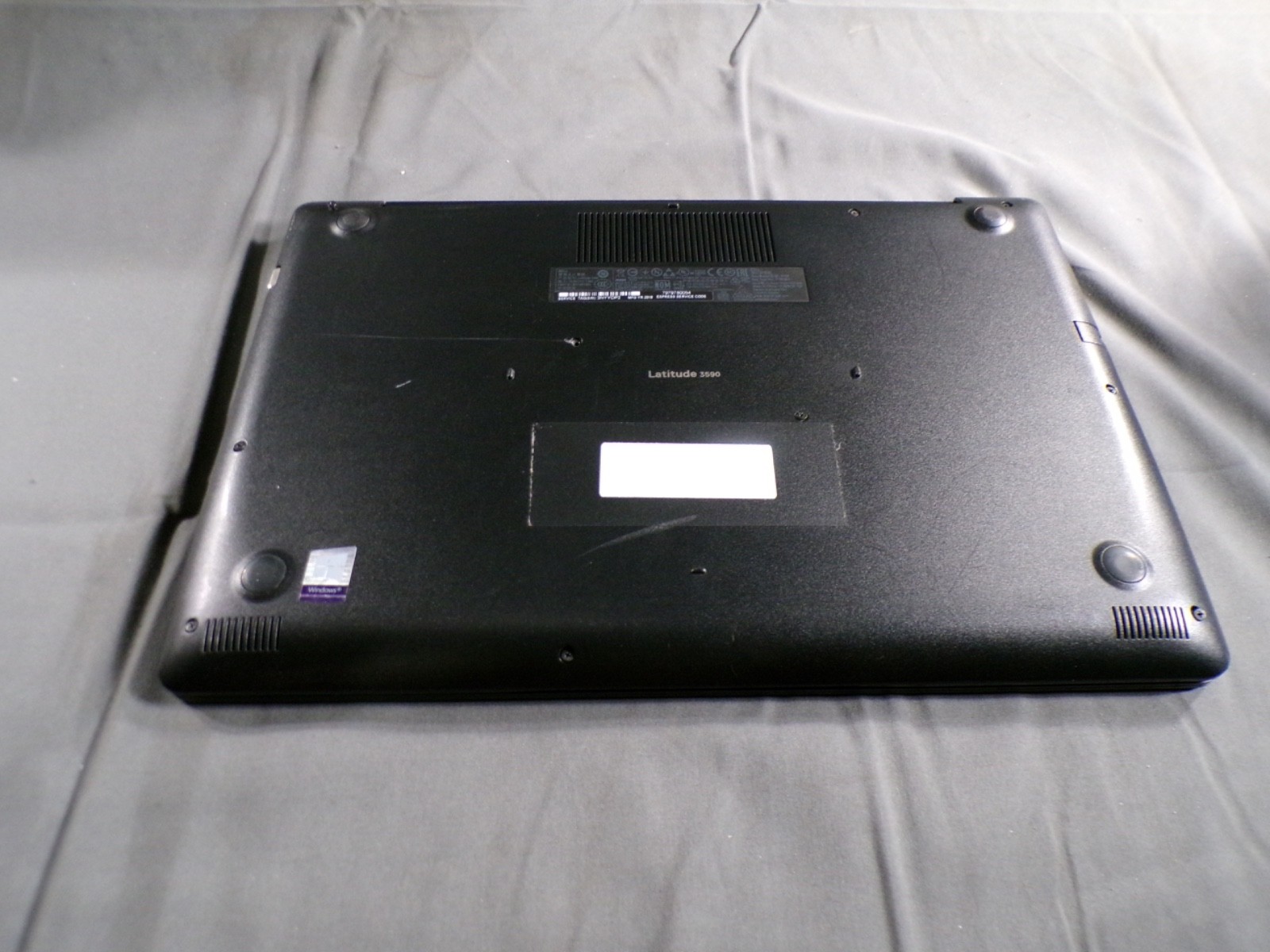 DELL LATITUDE 3590 INTEL CORE i3-6006U 2.00GHZ 8GB RAM **NO HD / NO CADDIE