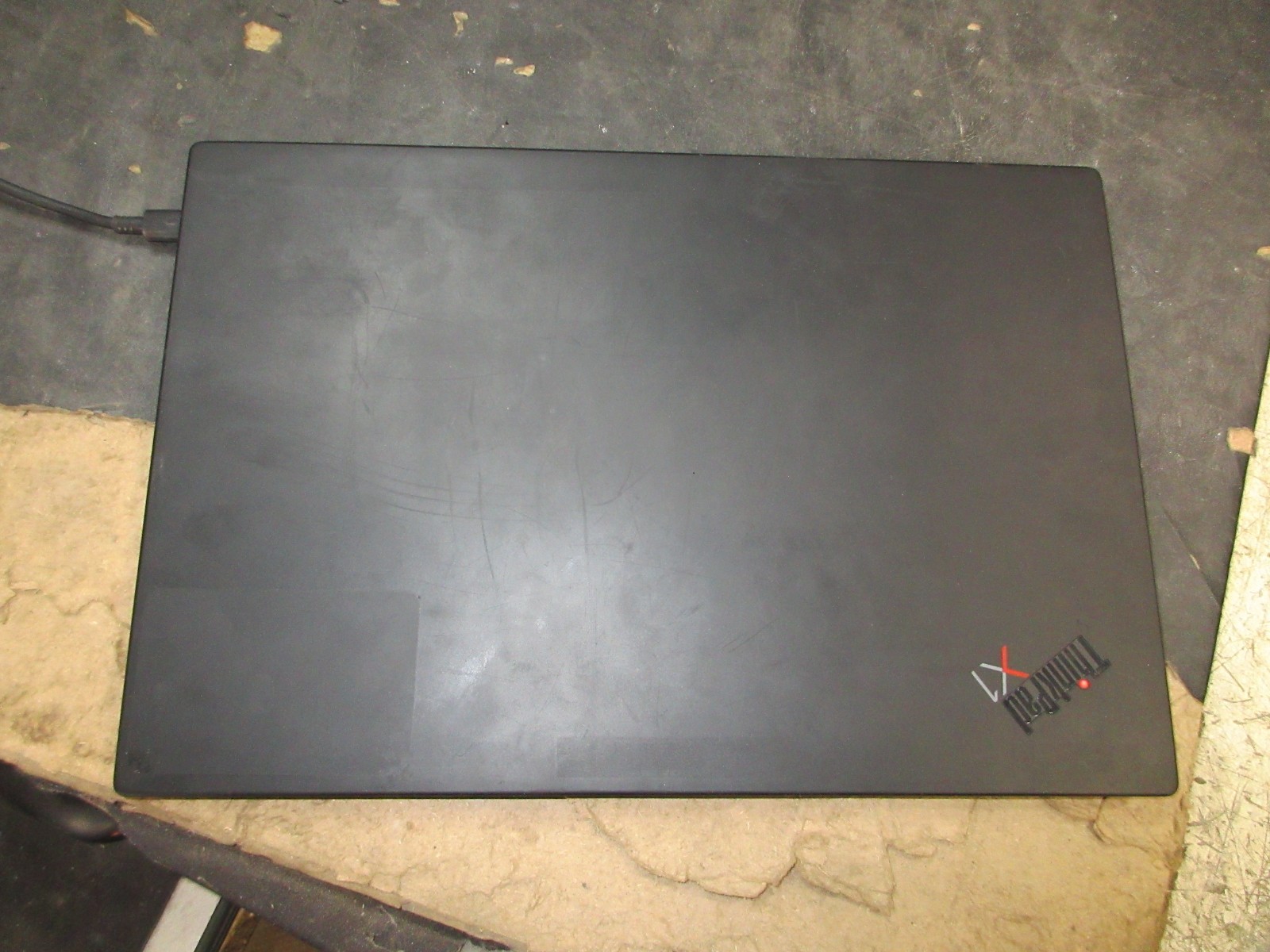 Lenovo X1 Carbon 8th Gen LAPTOP i5-10310U 1.6GHz 8G 256G SSD NO OS