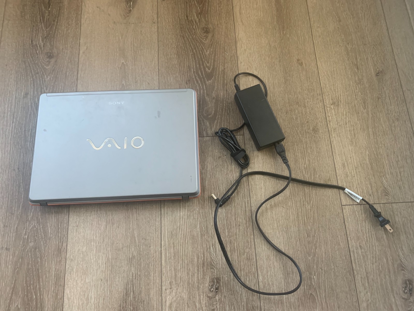 Sony PCG-6R3L VGN-C220E 13.4″ Intel Core 2 T5500 1.66GHz 1GB Ram 250GB HDD Win 7