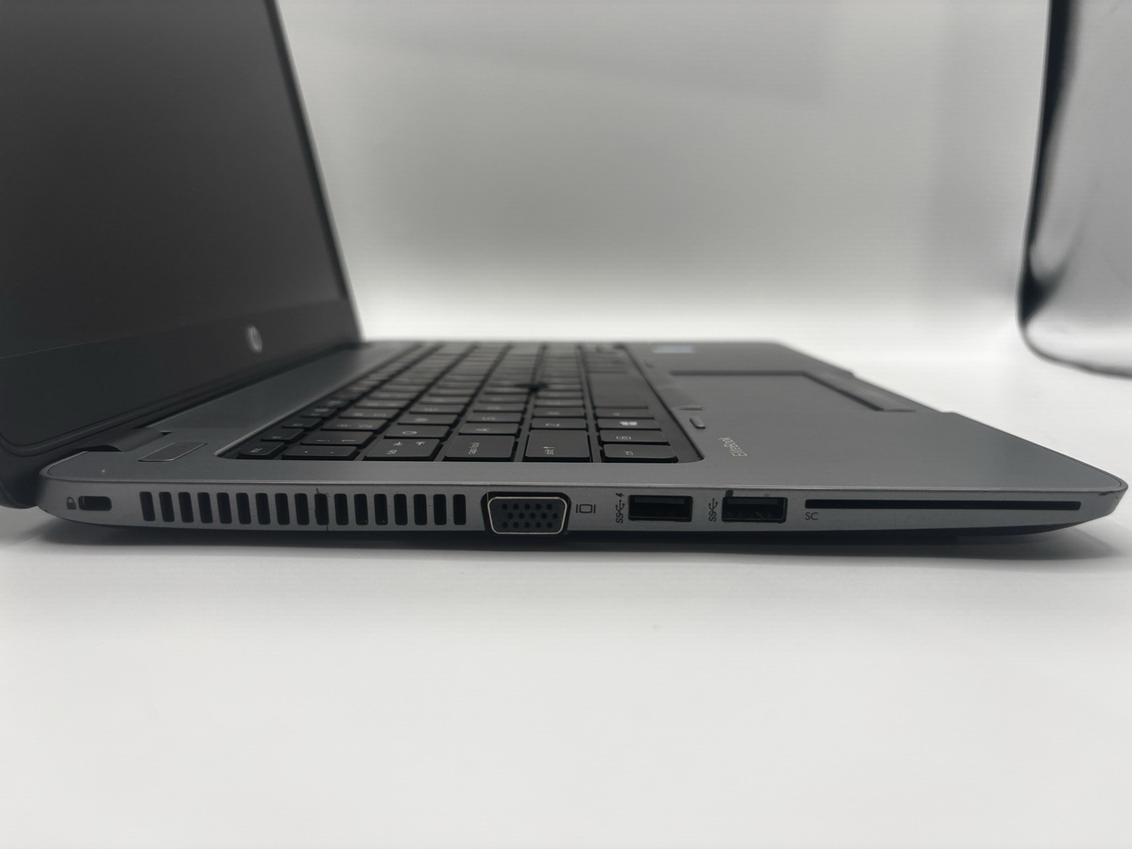 HP EliteBook 840 G1, i7-4600U, 8GB RAM, 256GB SSD, Win 10