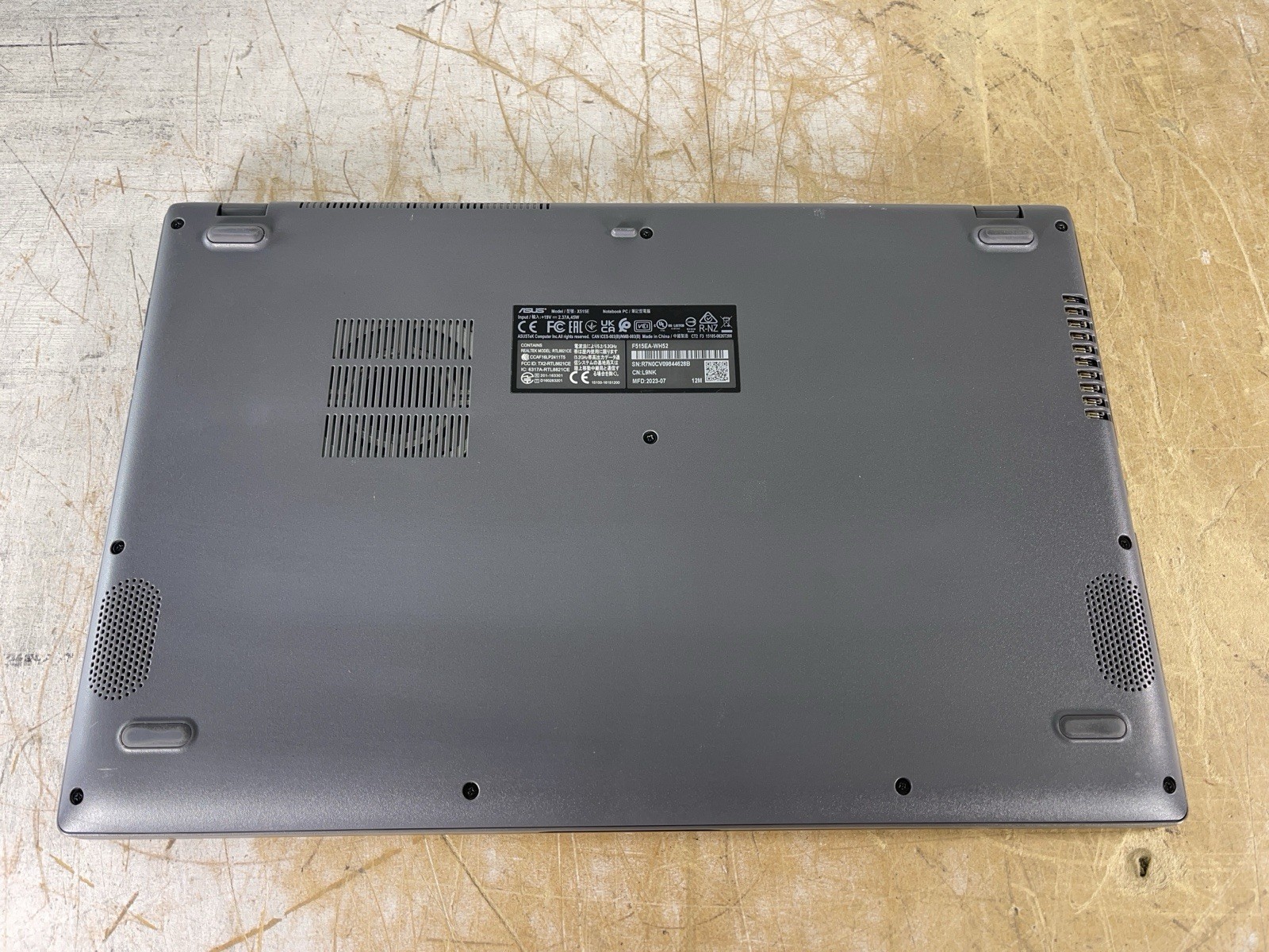 ASUS VIVOBOOK X515E i5-1135G7 @ 2.40GHz, 12GB RAM, NO HDD/OS – (FOR PARTS)