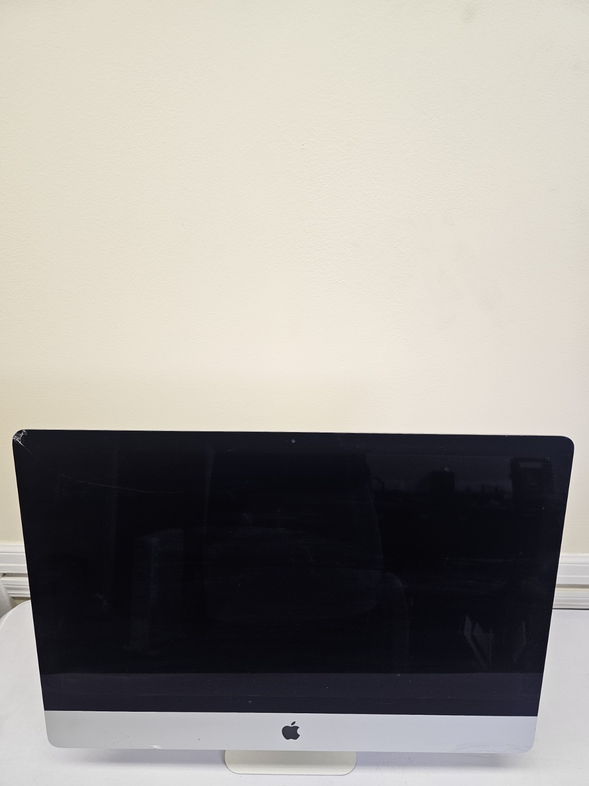 Apple iMac Late 2015 Computer – Intel i5 – 8GB RAM – 500GB SSD – Read Desc.
