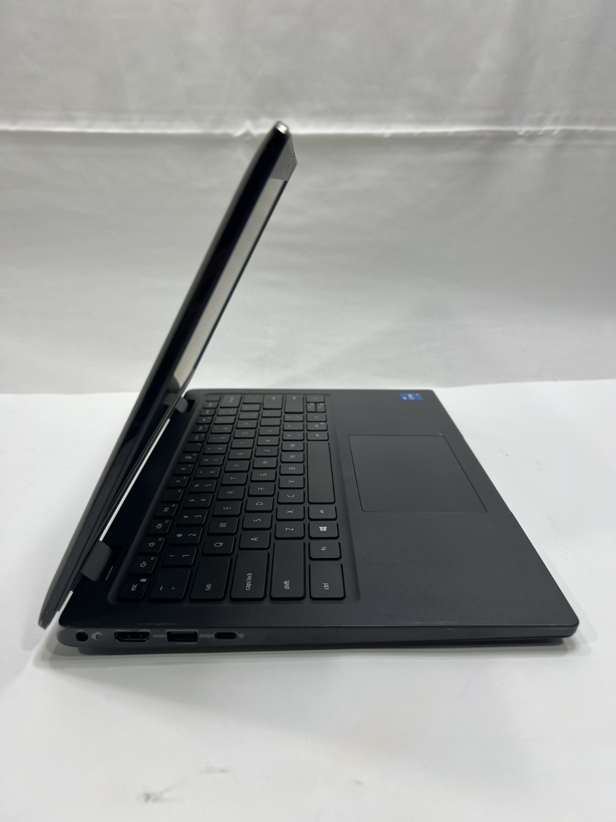 Dell Latitude 3420 Core i5-1135G7 2.40 GHz 8 GB 256 GB NVMe NO OS