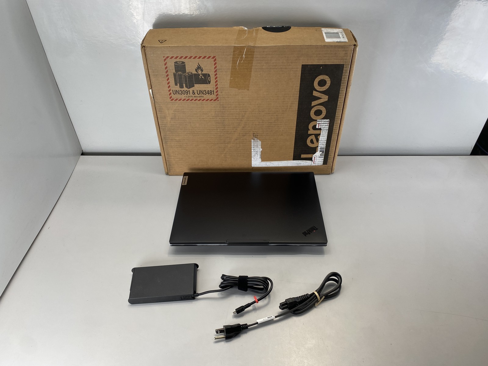 Lenovo Laptop ThinkPad P16s Gen 3 16″ Intel Core Ultra 7 155H 1TB RTX500 – Black