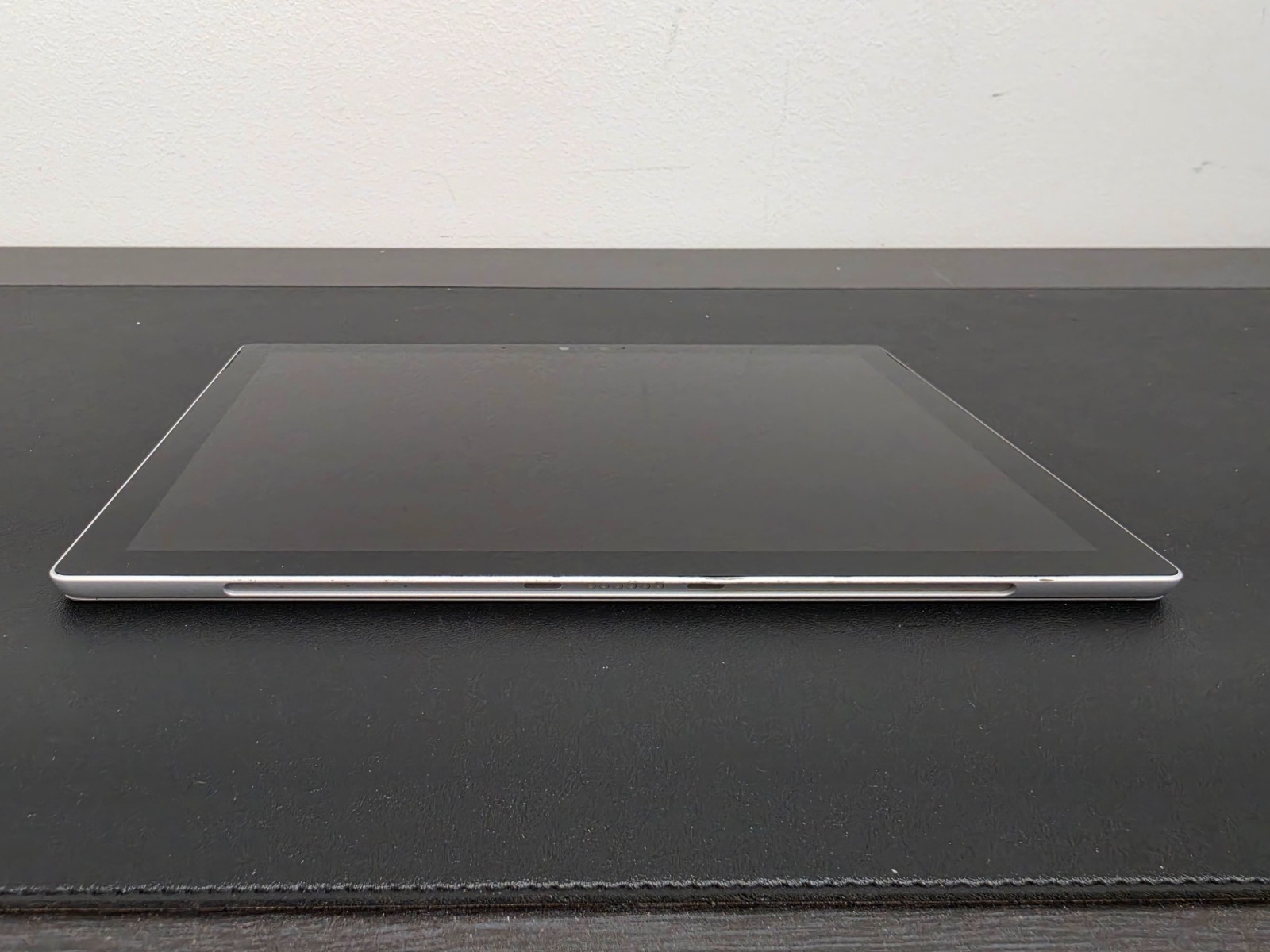 Microsoft Pro 7+ i3-1115G4 8GB Ram 128GB SSD Win 11 Pro