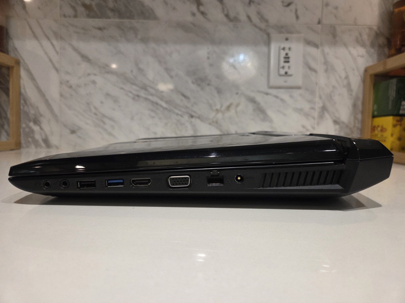 Asus Automobili Lamborghini VX7 – Full Set – Mint Condition – gaming laptop