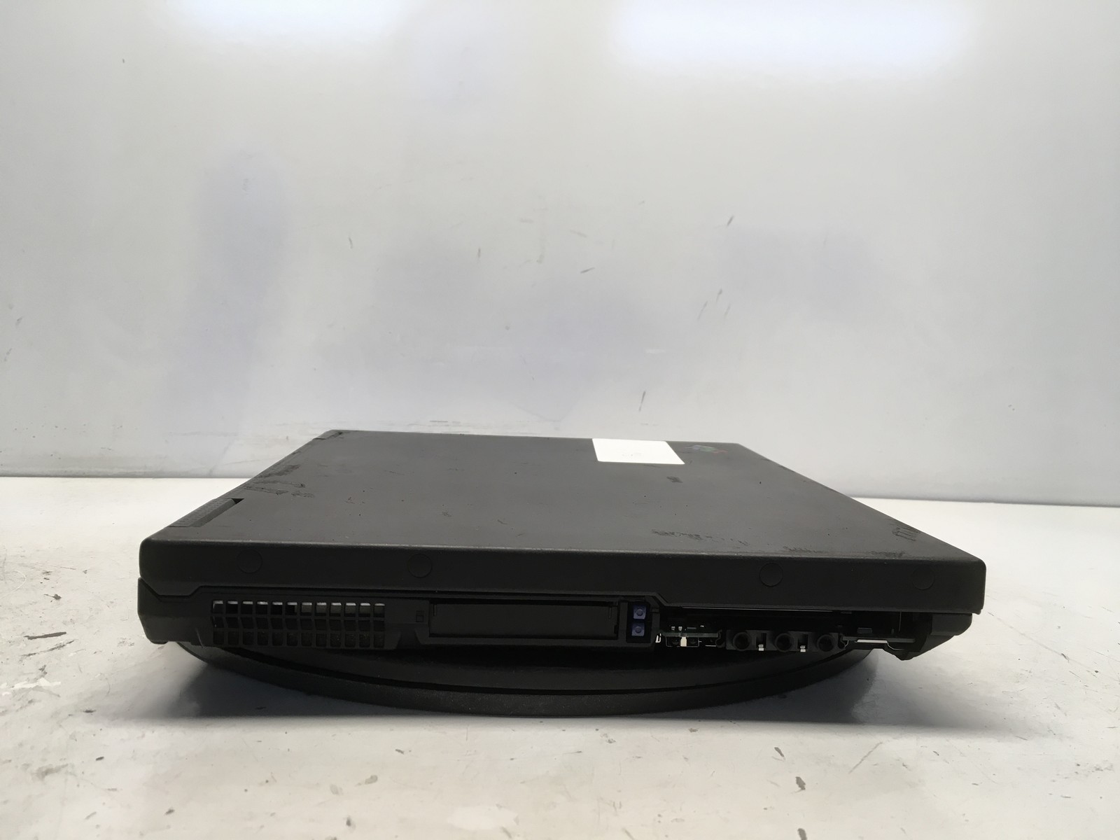 IBM ThinkPad T23 Intel Mobile Pentium III-M 1GHz NO RAM/HDD/BAT – FOR PARTS