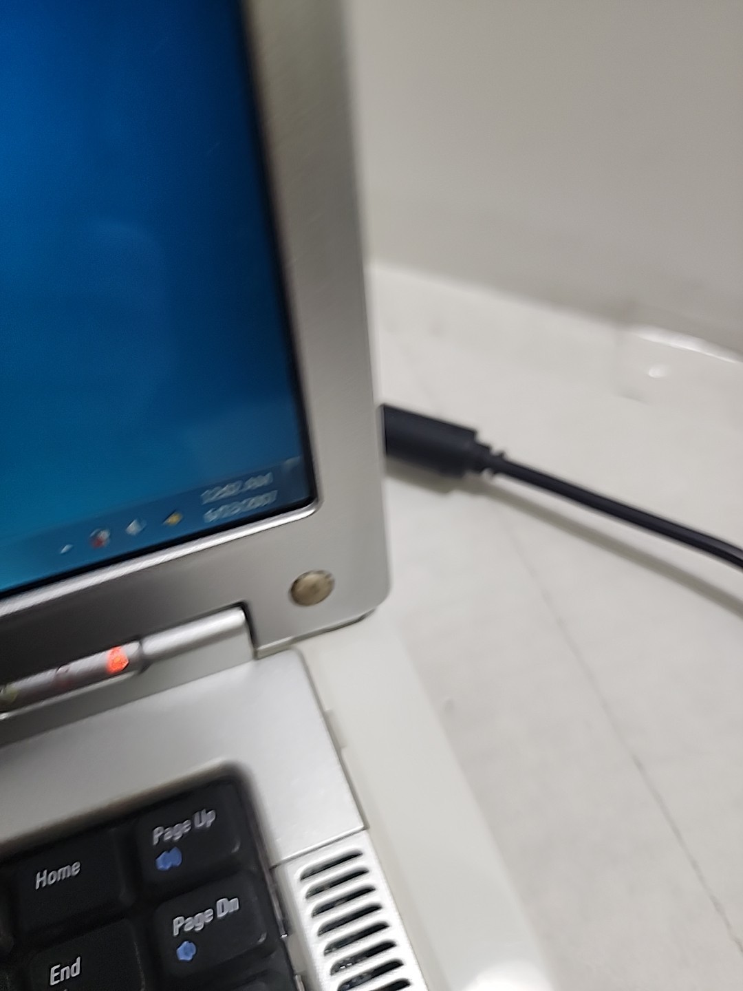 Dell Inspiron 6400 Laptop