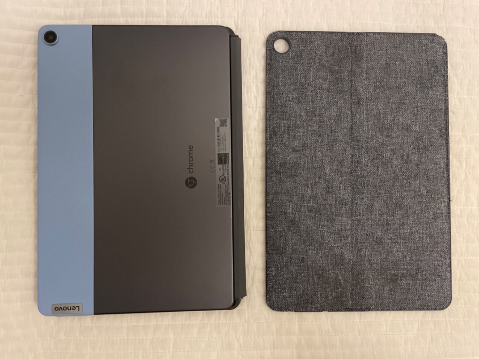 Lenovo IdeaPad Duet Chromebook 10.1″ Tablet – COMES WITH A FREE GIFT 🎁 💻