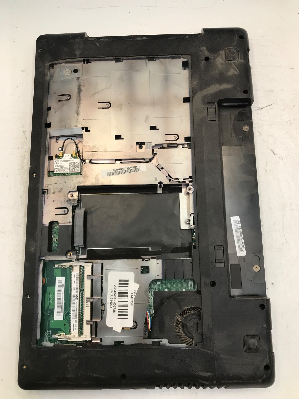 Lenovo IdeaPad Z580 Intel Core i5-3210M 15″ Laptop-NO POWER/PARTS ONLY- MZ