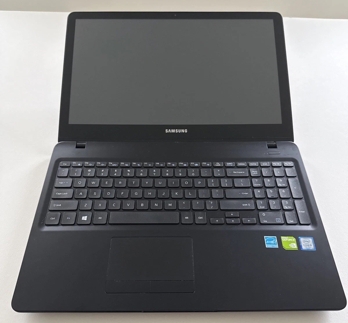 SAMSUNG NP530E5M X01US | INTEL CORE I5-7200U 2.50GHZ No Ram No HDD No Adapter