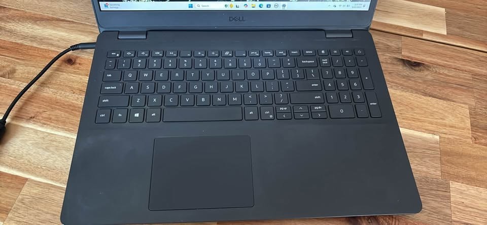 Dell Inspiron 15 5593 FHD LAPTOP i5-1035G1✔8GB RAM✔256GB SSD✔WIN 11 P – 47091