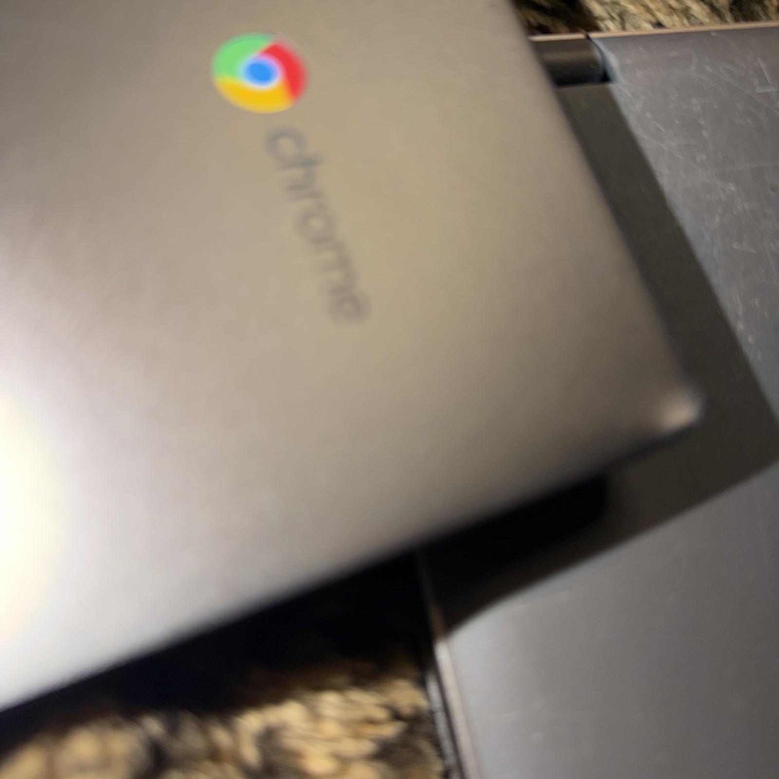 Lenovo IdeaPad 3i Chromebook 15.6″ FHD Intel Celeron Laptop – Artic Grey