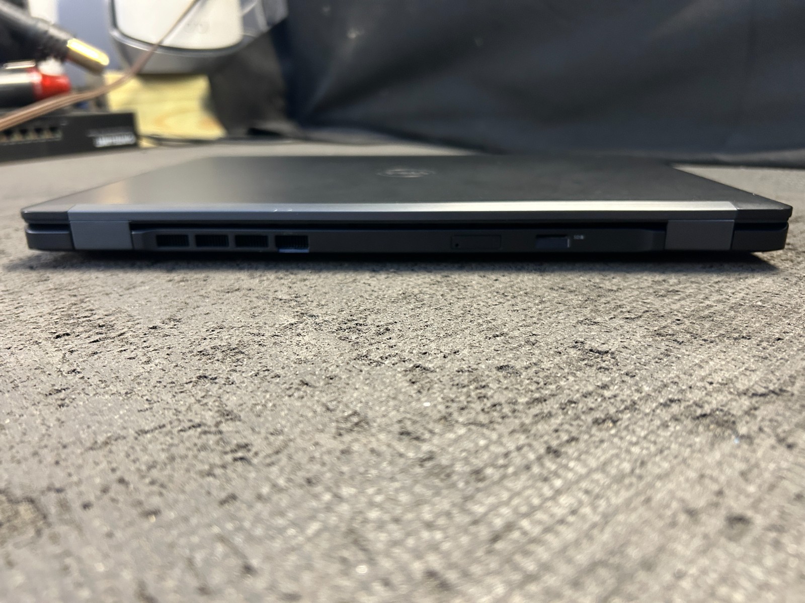 DELL LATITUDE 5290 12.5″ INTEL CORE i5-8250U 1.60GHZ 8GB RAM 256GB M.2 Laptop