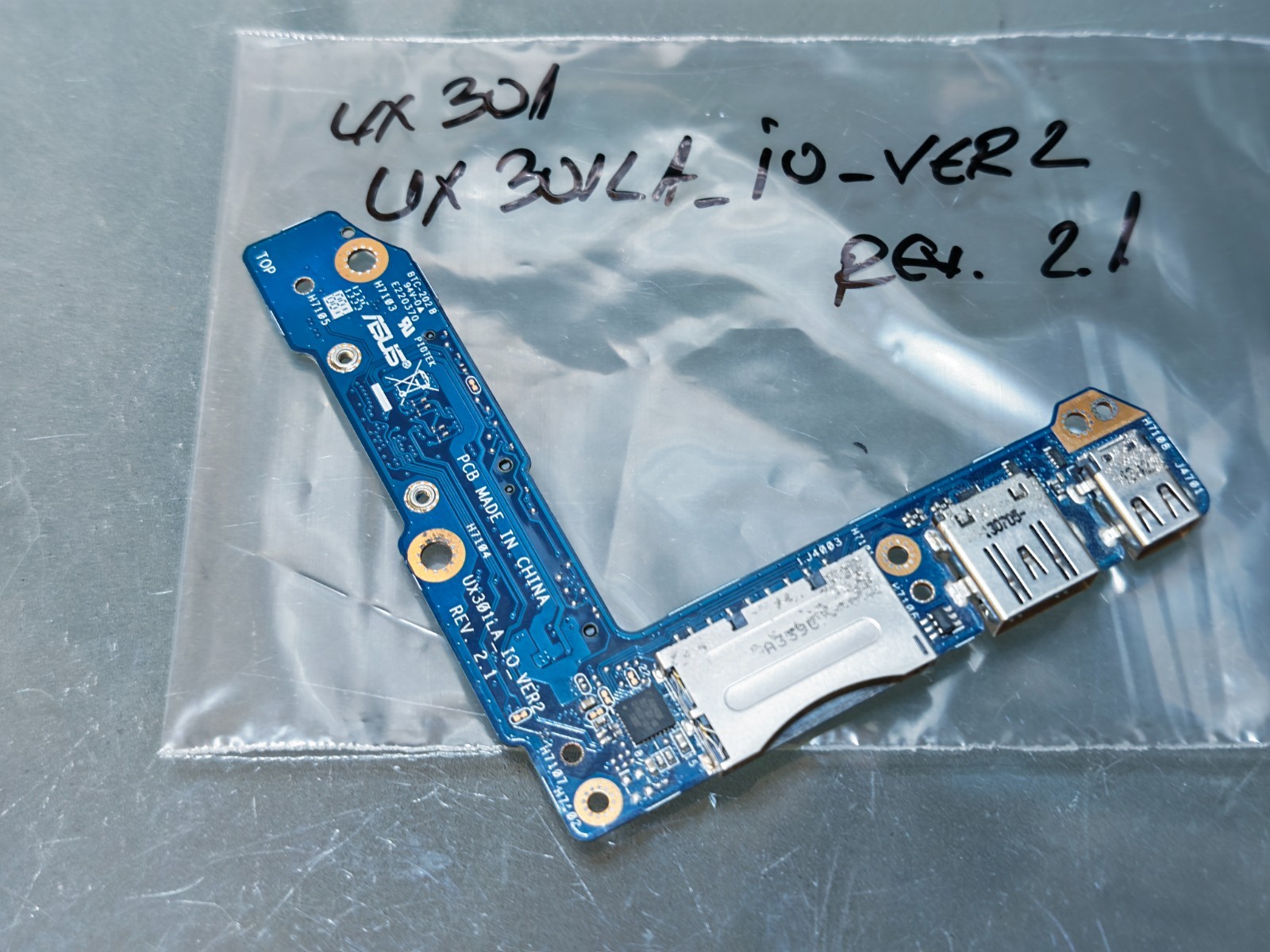 ASUS UX301 USB SD SOUND CARD 2 X SSD PORT UX301LA_IO_VER2 REV.2.1 #