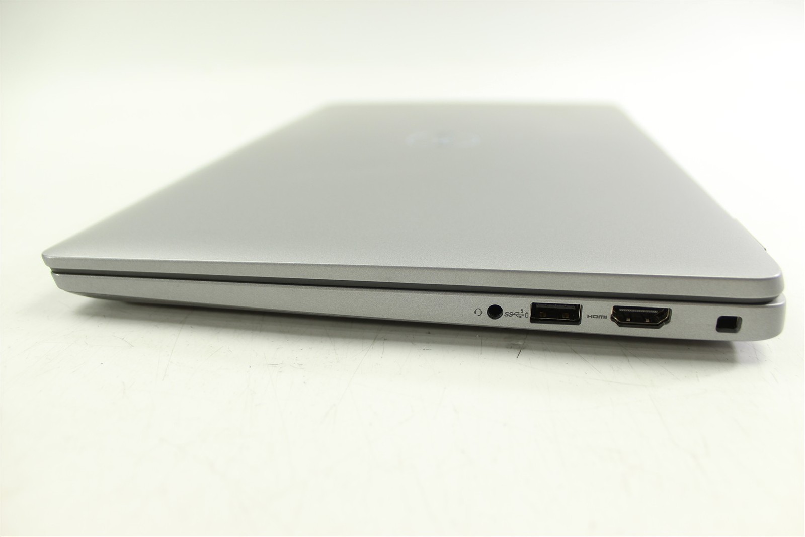 Dell Latitude 5450 14″ FHD Core Ultra 5 135U 1.6GHz 512GB SSD 16GB RAM W11P