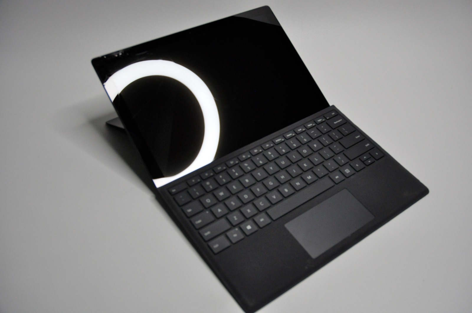 Microsoft Surface Pro 7 Intel i5-1035G4 8GB RAM 256GB SSD Win11 Home | READ DESC