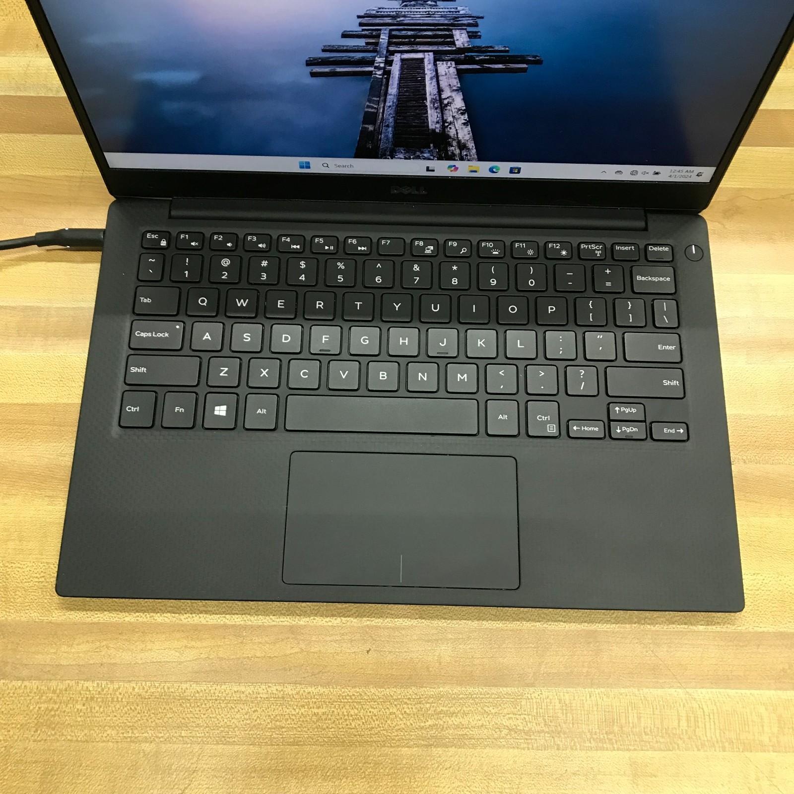 Dell XPS 13 9360 FHD i5-7200U 2.5GHz 8GB 256GB SSD 13.3″ LAPTOP (WINDOWS 11)