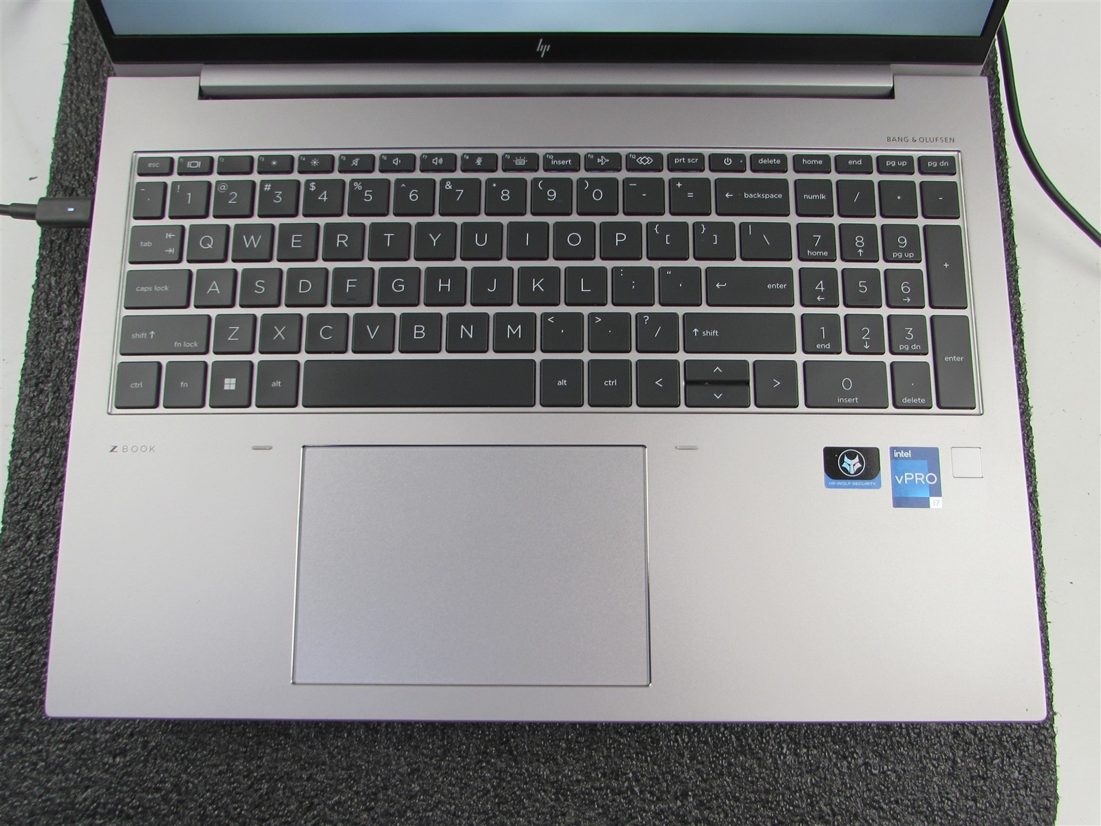 HP ZBOOK FIREFLY 16 (G9) 1920X1080 FHD I7-1265U 512GB SSD 16GB RAM NO O.S