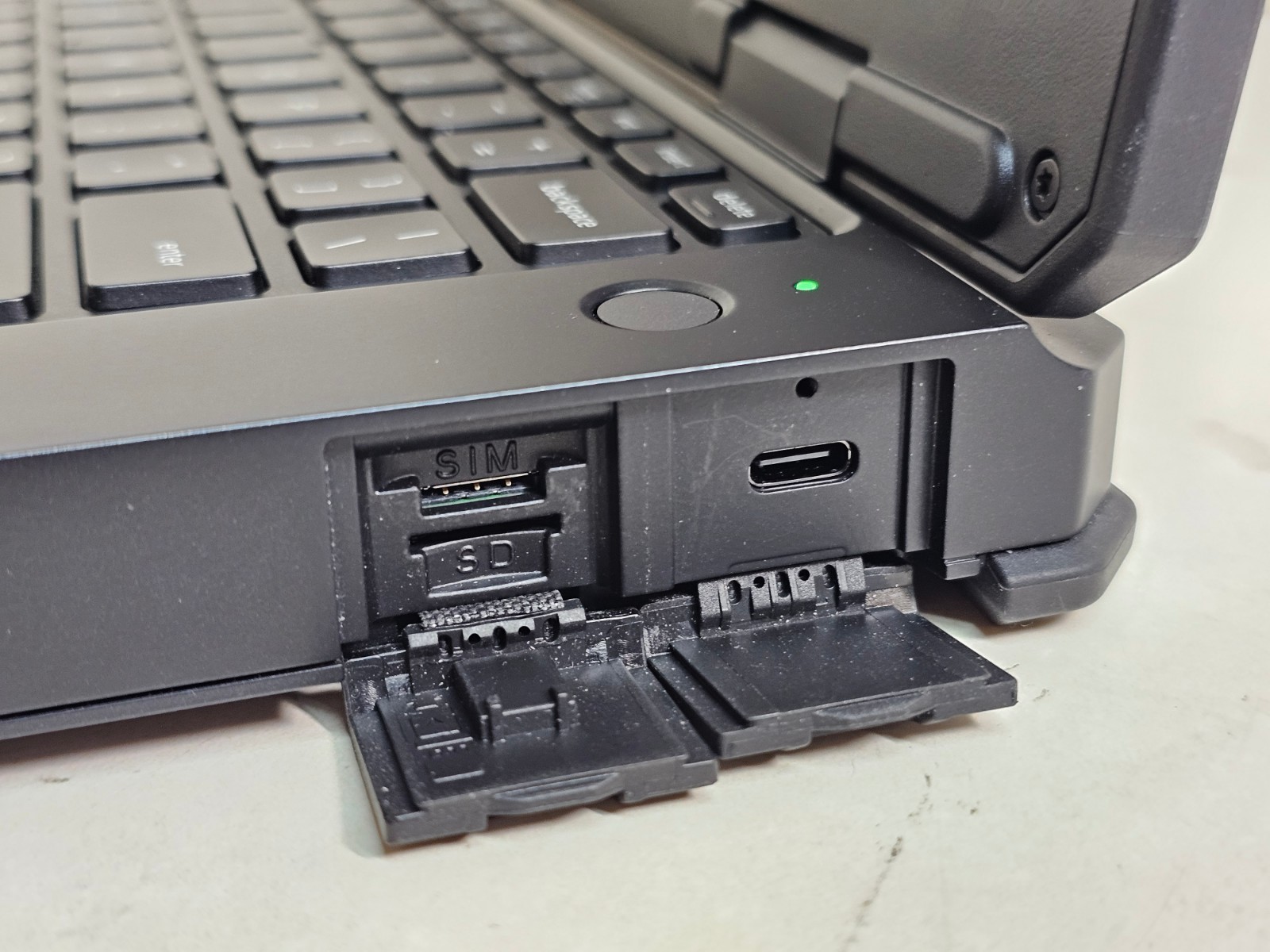 Dell Latitude 5430 Rugged Laptop – 2.6 GHz i5-1145G7 16GB 256GB 14″ Touchscreen