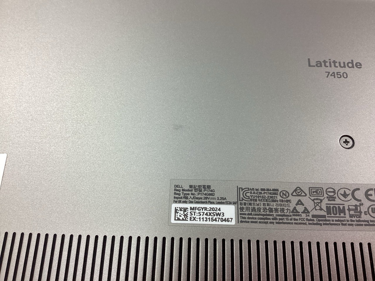 Dell Latitude 7450 14″ FHD Ultra 7 165U 32GB 512GB SSD WiFi 7 W11P – 7M9WG