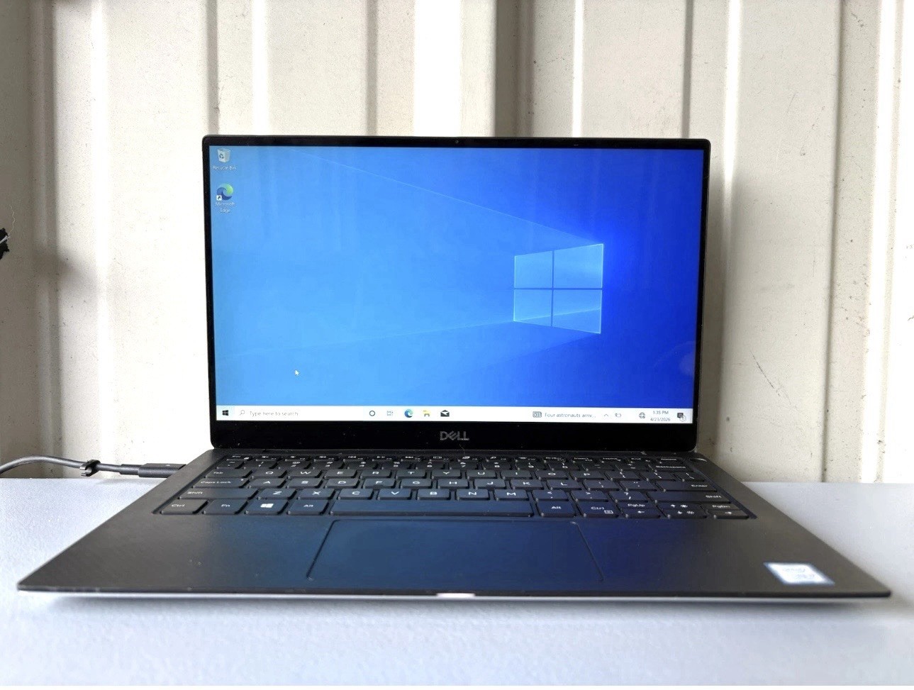 Dell XPS/ I7 8th Gen /16 Gb Ram/1 TB/touchscreen