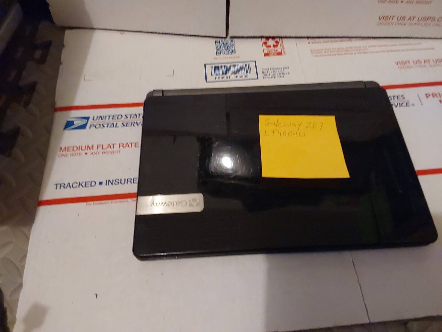 GATEWAY ZE7 LT4004u SLIM LAPTOP COMPUTER 250g HD