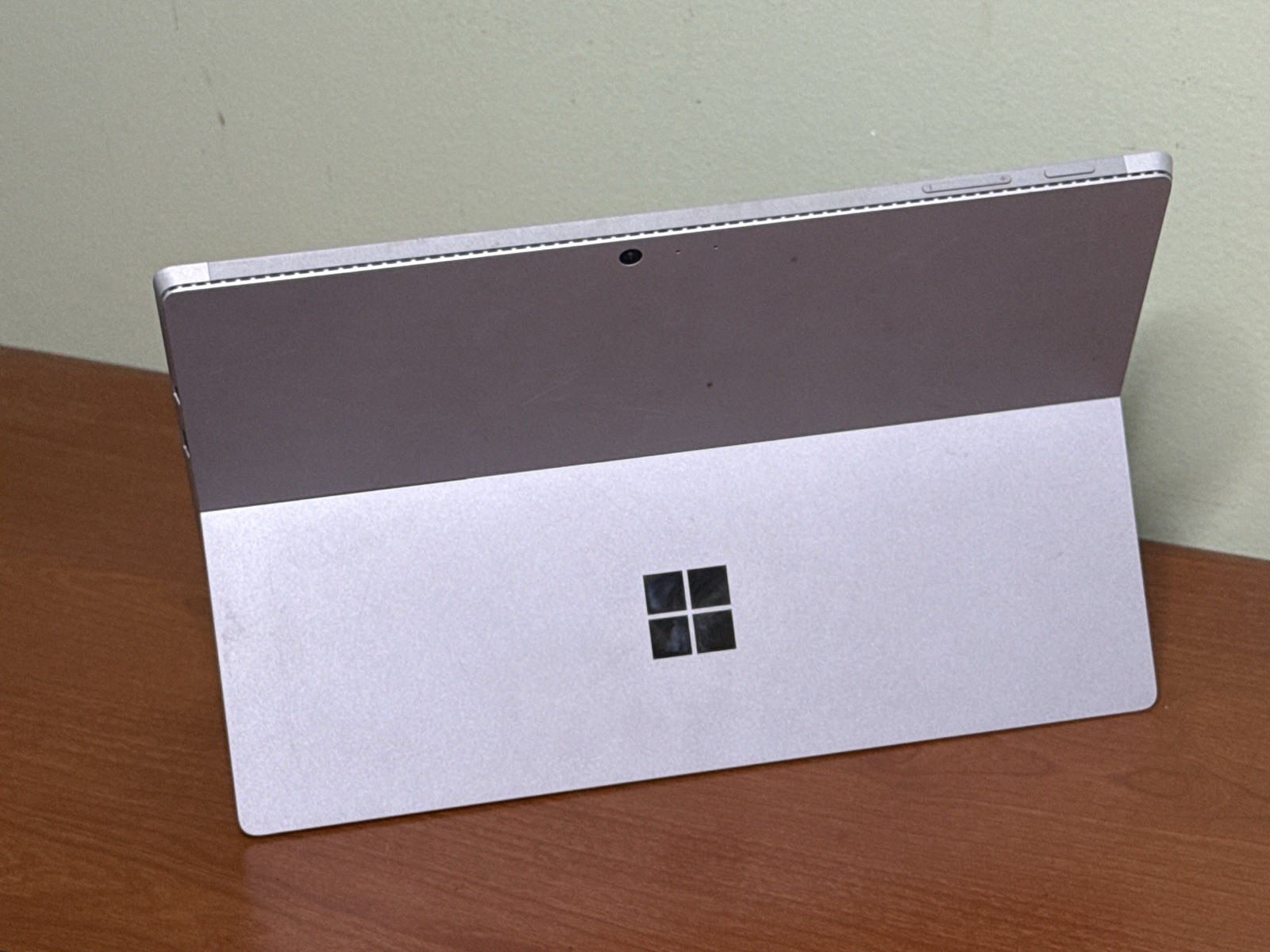 Microsoft Surface Pro 4 1724 i5 4GB 128GB Win10 Pro w/ Type Cove