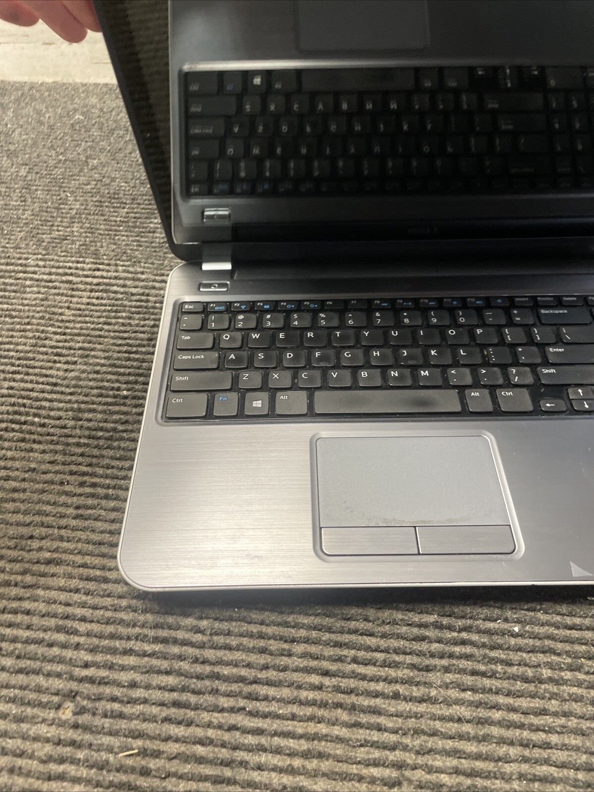 *PARTS* Dell Inspiron 5537 15.6″ i7-4500U 1.80GHz 8GB RAM Laptop No HDD/OS