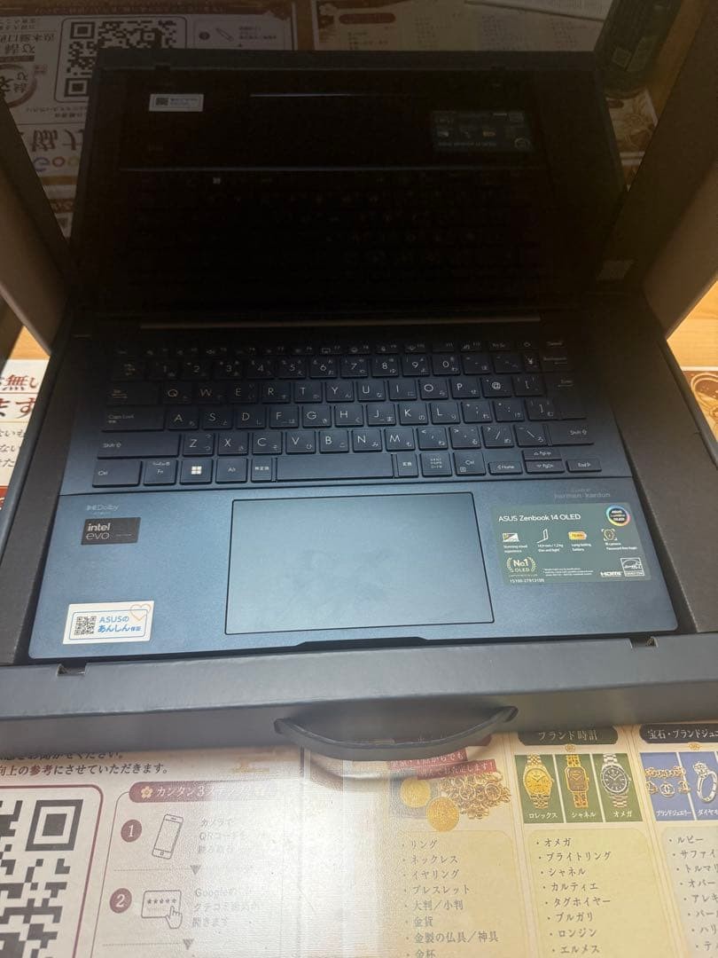 ASUS Zenbook 14 OLED Laptop Intel Evo Platform Japanese Keyboard OLED Display
