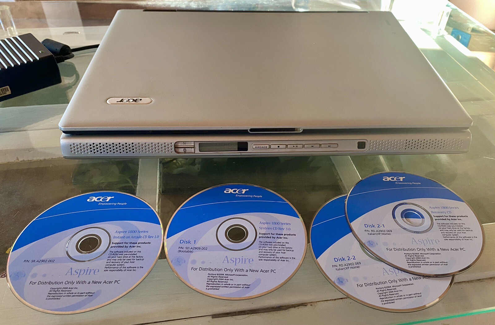 Acer Aspire 1801WSMi 43.2 cm (17″) 2GB DDR SDRAM 320GB HDD