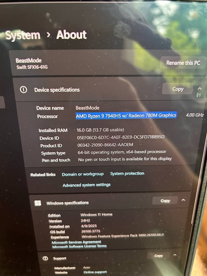 Acer Swift X 16 120Hz QHD+ 4.0 GHz Ryzen 9 7940HS 16GB 1TB SSD RTX 4050