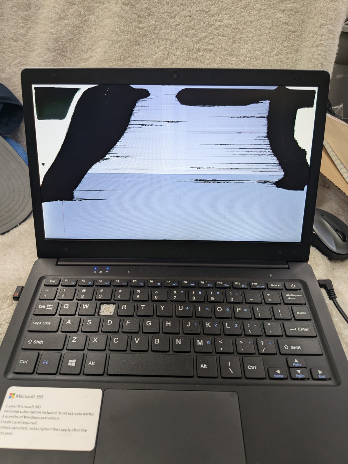EZbook S5 Go Intel Celeron 4GB RAM NO SSD/OS For Parts , No Good Screen AS IS