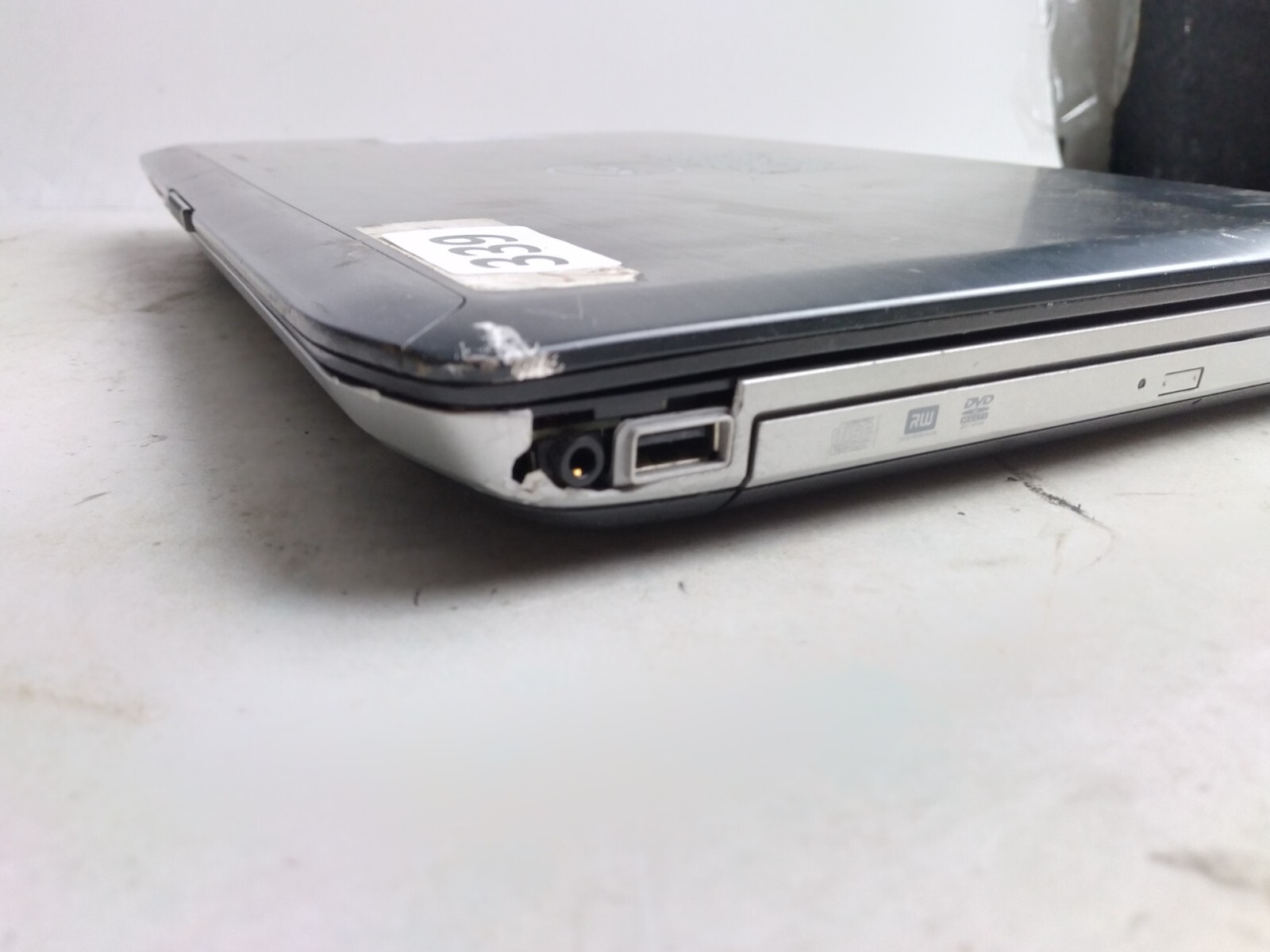 Dell Latitude E5430 w/i3-3120M, 2GB RAM, 320GB HDD, 14″ Laptop for Parts/Repair